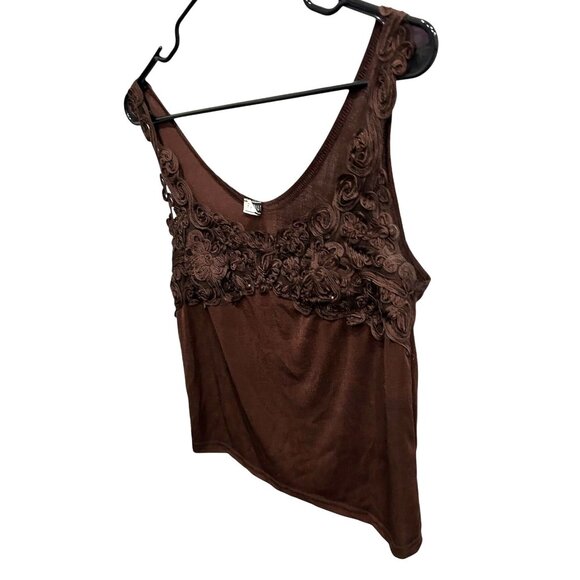 Fashque Womens Brown Sleeveless Floral Embroidered Top - Picture 3 of 7
